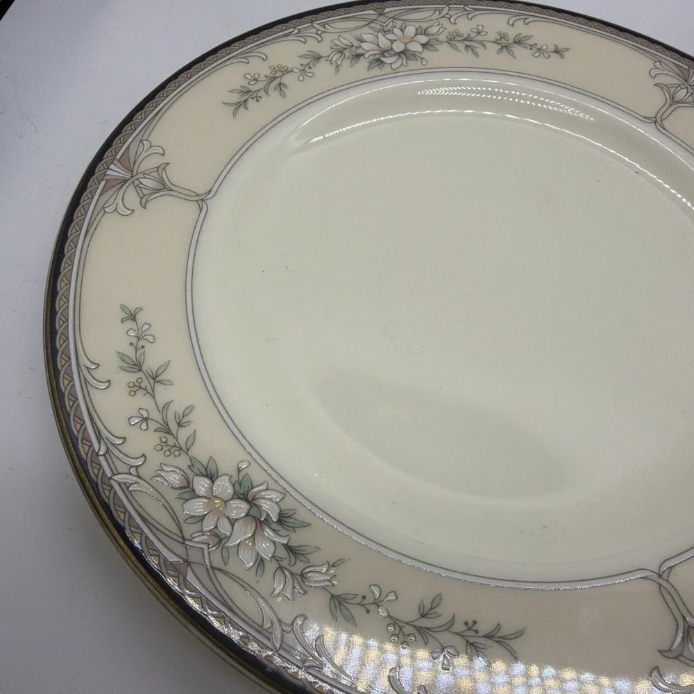 NORITAKE CHURCHILL 9750 SET OF 5 BONE CHINA BREAD & BUTTER‎ PLATES - 6 inch